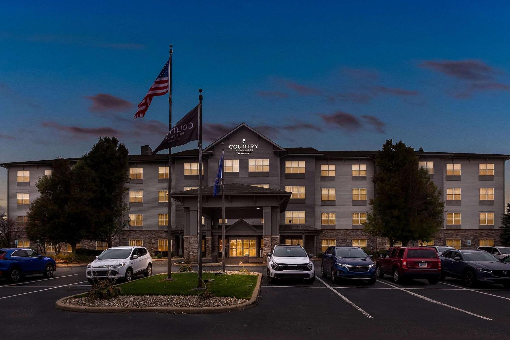 Country Inn & Suites By Radisson, Portage, In Экстерьер фото