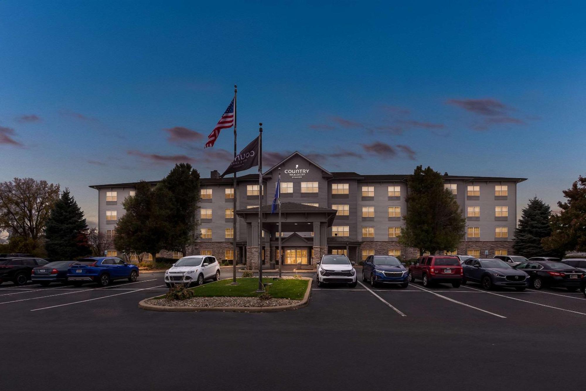 Country Inn & Suites By Radisson, Portage, In Экстерьер фото